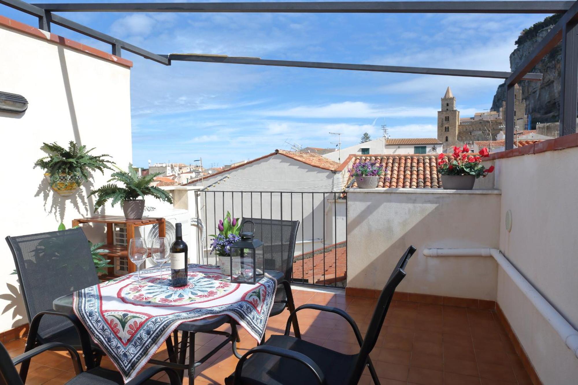 Terrazza Del Cortile - By Vacation Service Cefalù Extérieur photo